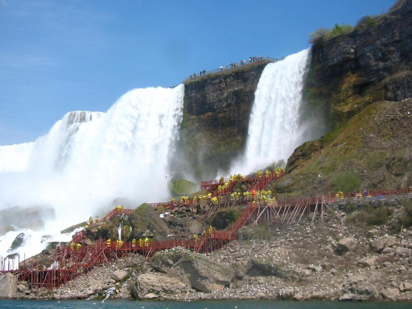 Wanderfalls Guesthouse & Hostel Niagara Falls Exterior photo